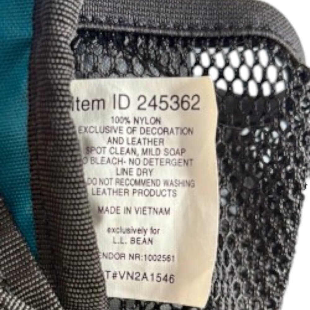 L.L. Bean Unisex Travel Toiletry Organizer - Turquoise - L - 12½"H x 11½"W x 4" - Picture 10 of 11